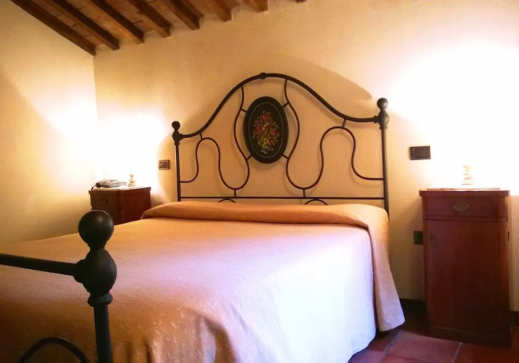 Montecorneo Country House Ponte San Giovanni 2*,