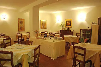 Montecorneo Country House Ponte San Giovanni Lejlighedshotel