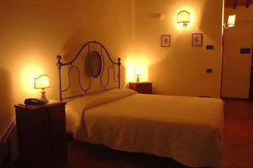 Montecorneo Country House Ponte San Giovanni Lejlighedshotel